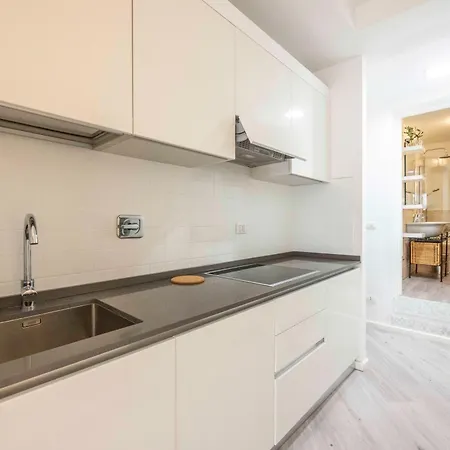 Giulia House, By Short Holidays *